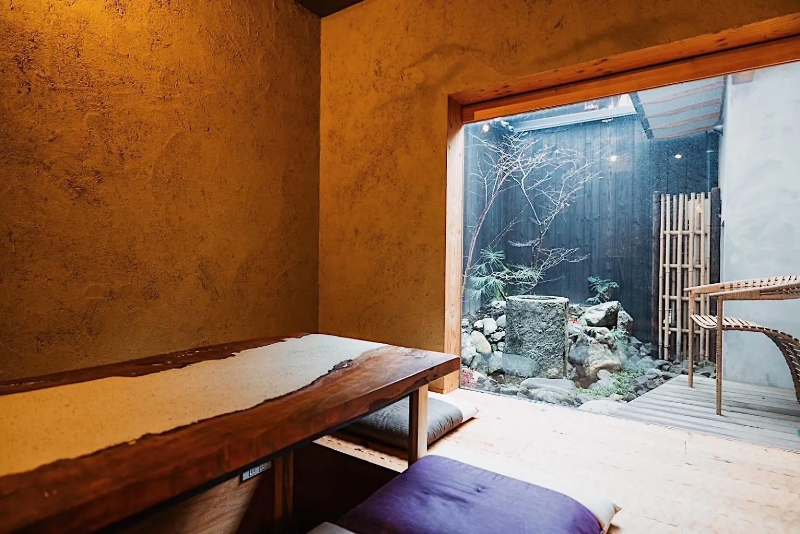 Nyaraló 茜 Akane 京都西陣 Japán